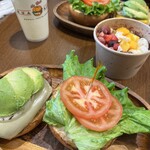 クアアイナ イオンレイクタウン店 - 