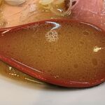 らーめん 詩 - 円やかながらキレのあるスープ