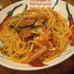 にんにく屋 五右衛門 - ナスとアボカドとにんにくのトマトソーススパゲッティ：975円