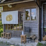 パン・菓子工房 oui - 入口
