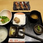 鶏と鉄板焼 宮本 - 串、ギリギリセーフ。(笑)