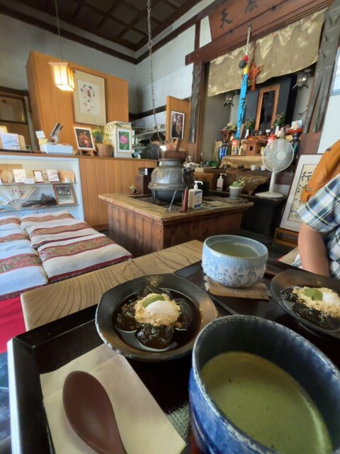 Todaiji Nigatsudo Minami Chasho Ryubido photo 2