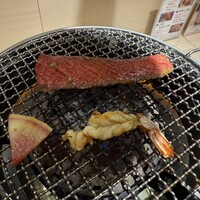 牛刺しと焼肉 仔虎 クリスロード店 - 