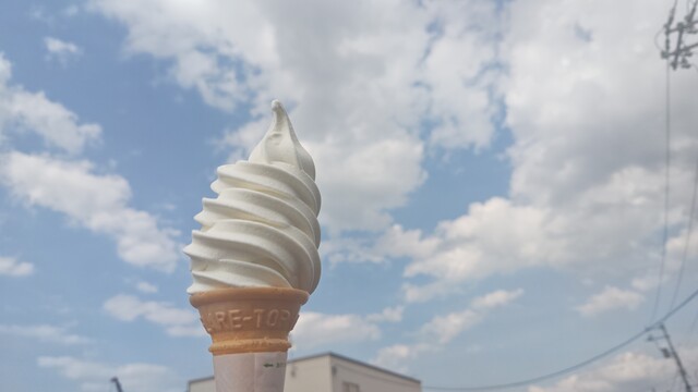 暑かった日、、思惑がはずれて昼飯抜きになった : あいすの家 北見メッセ店の写真