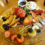 Cafe Kaila - パンケーキ(全部乗せ)