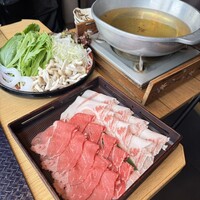 しゃぶしゃぶ　すき鍋　おもき 銀座店 - 