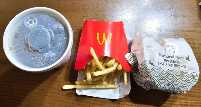 マクドナルド14枚 マクドナルド 14号幸町店 - 西登戸/ハンバーガー | 食べログ