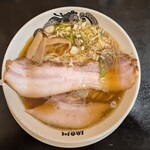 食堂 はせ川 - 大判チャーシュー醤油ラーメン
