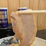 食堂 はせ川 - もう１枚の大判チャーシュー