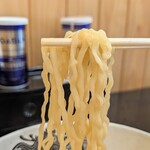 食堂 はせ川 - 最後まで美味しい中太麺