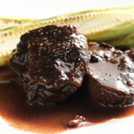 brasserie Alain - 牛の赤ワイン煮込み