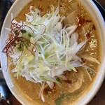 ラーメン南の - 背脂麻婆麺ネギトッピング