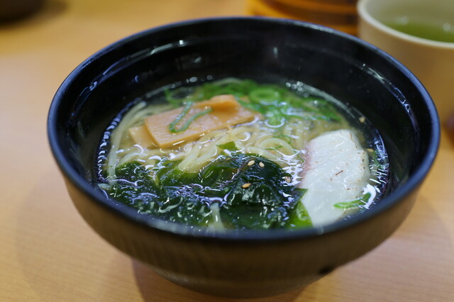 スシロー 福島旭町店 - 曽根田（回転寿司）の写真