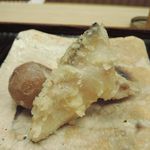 緒方 - 白ぐぢと葡萄の天ぷら