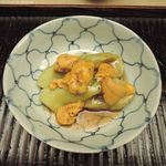 緒方 - 長茄子と天草雲丹の炊き合わせ