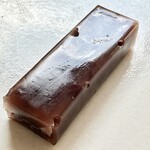 鶴屋吉信 - 料理写真:鶴屋吉信ようかん(小倉)