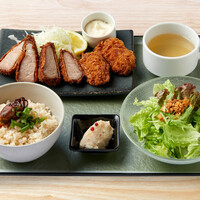 牡蠣と豚ロースのフライランチ