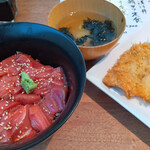 鮪成人 - 鮪漬丼セット（フライ一品）