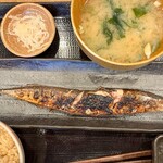 炭火焼干物定食 しんぱち食堂 人形町店 - 