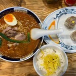 支那麺 はしご 赤坂店 - 