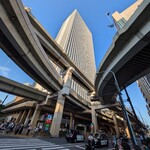 トプカ - まだ19時くらい。明るいです。