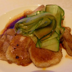 トゥーランドット - 薄切り豚肉のニンニク入り辛しソース