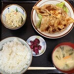 まんぷく食堂 - 料理写真:「ロース生姜焼き定食」@980