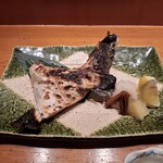 伊豆の旬 やんも 南青山店 - ぶりかま焼・その1です。