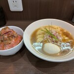 ヌードル＆スパイスカレー 今日の1番 - 