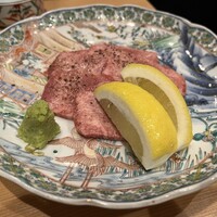 神戸焼肉 金虎 - 