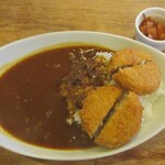喫茶チロル - ミンチカツカレー