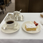 銀座ウエスト 銀座本店  - 