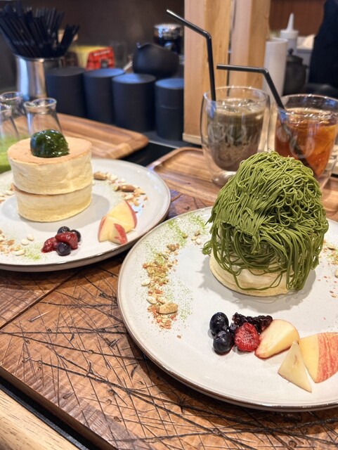 ふわっふわの厚焼きパンケーキ×抹茶がたまらない！』by 目指すは