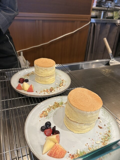 ふわっふわの厚焼きパンケーキ×抹茶がたまらない！』by 目指すは