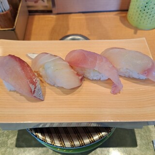 地魚回転寿司 丸藤_1