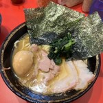 家系総本山 吉村家 - 