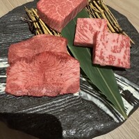 近江うし 焼肉 にくTATSU 青山本店 - 