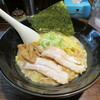 ラーメン長山 - 料理写真:鶏豚骨醤油ラーメン 890円