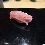 鮨 三心 - トロを塩で