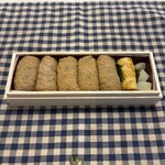 鮨 三心 - お土産のおいなりさん