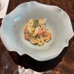 鮨 三心 - 大間雲丹、毛蟹根室、熊本のトマトの酢漬けシャーベット