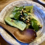 ハナタレ - ふりふりキュウリ