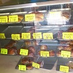 大英堂製パン店 - ショーケース