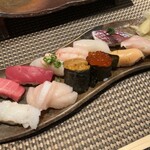 鮨処 すずめ - 地魚の握り