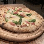 Tempters Pizza+Bar - 