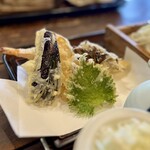 そば処 薬師 - サクっと揚がった天ぷら