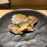 魚菜由良 鼎 - 鮎の香り揚げ