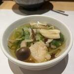 魚菜由良 鼎 - 海老真丈の醤油鍋