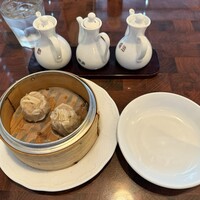 盤古殿 秋葉原UDX店 - 貝柱入りシューマイ