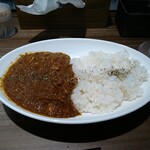 鈴木健設 カレー部 - 絶品のカレー